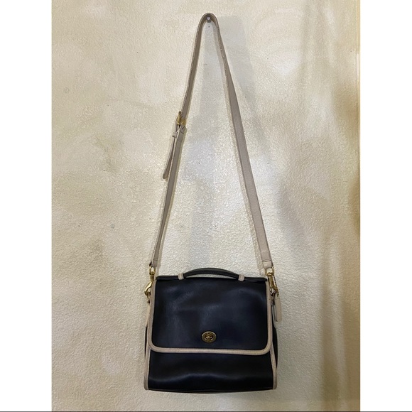 RARE Vintage Black&White Genuine Leather Coach Bag